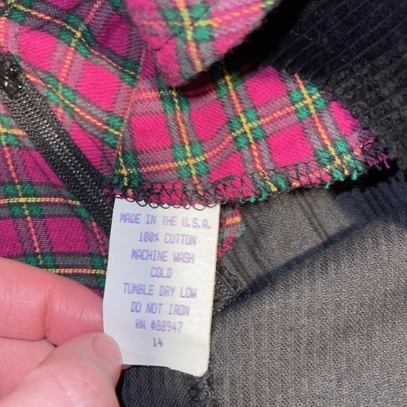 Vintage 90s Corduroy Overalls “whatever” and peace sign details - Picture 10 of 14